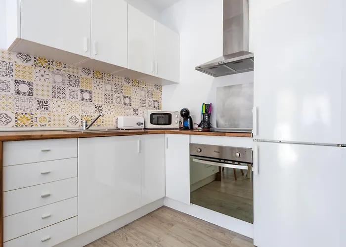 Centro L-ll * Estepona