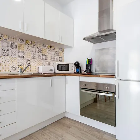 Centro L-ll * Estepona